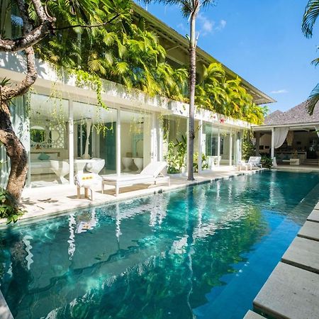 Villa Puro Blanco กูตา ภายนอก รูปภาพ